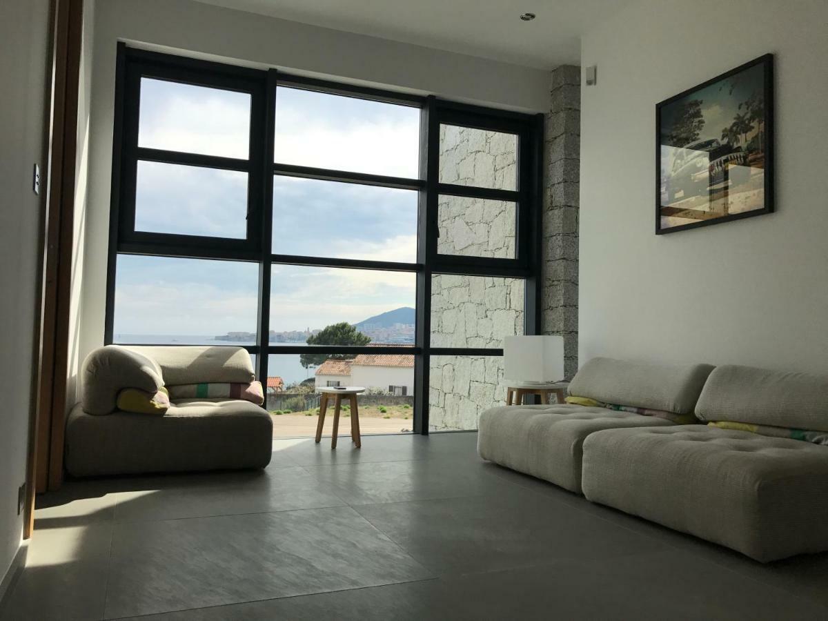 D'exception, Piscine, Vue Mer, A 100m Ajaccio (Corsica)
